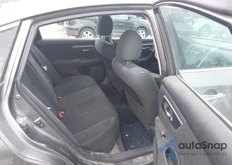 2015 Nissan Altima 2.5 S из США, поврежденный, VIN 1N4AL3AP8FC204986